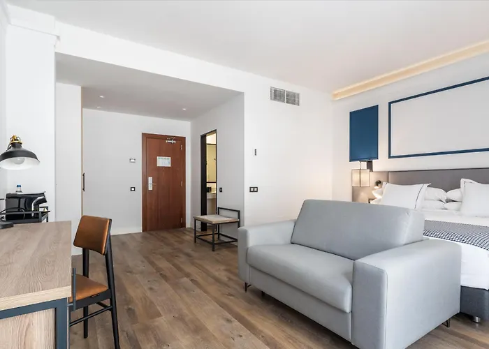 Отель Livvo Fataga 4*